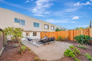 042_1586 44th Ave San