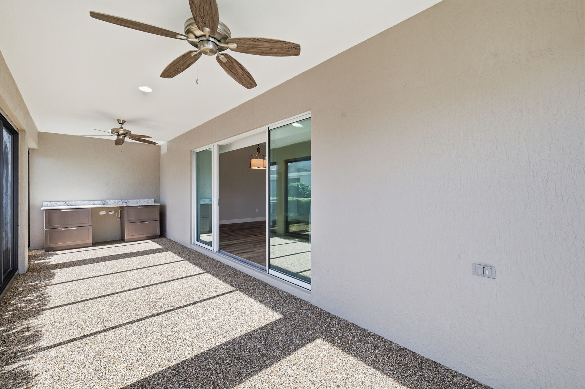Enclosed Lanai with Outdoor Kitchen