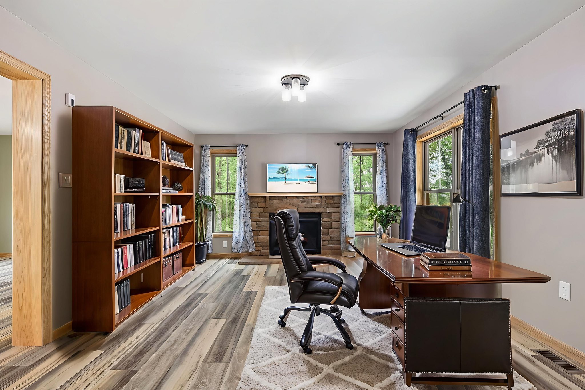 1586 Spring (3) virtually staged.jpeg