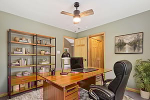 1586 Spring (25) virtually staged.jpeg