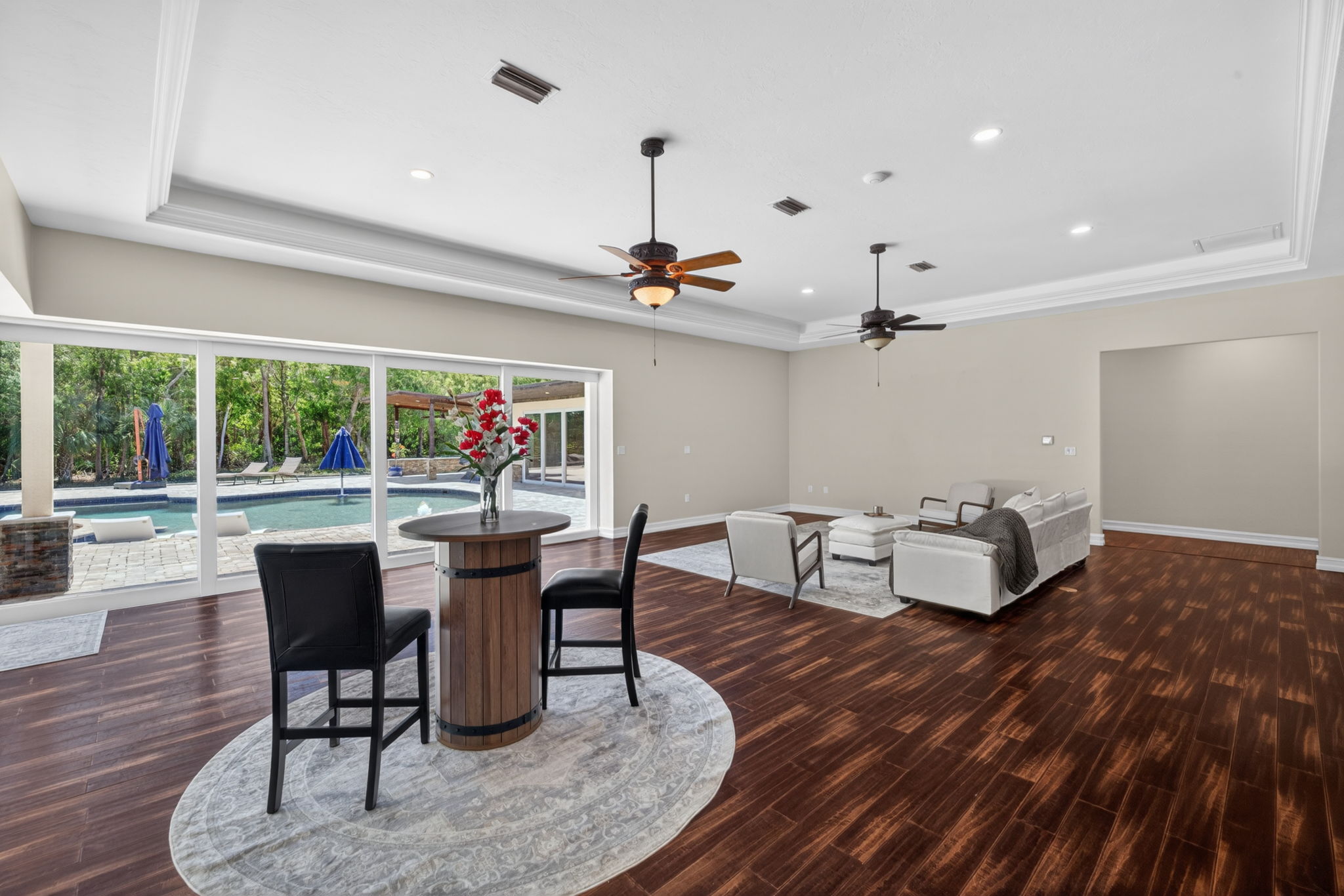 Dining Area/ Living Room