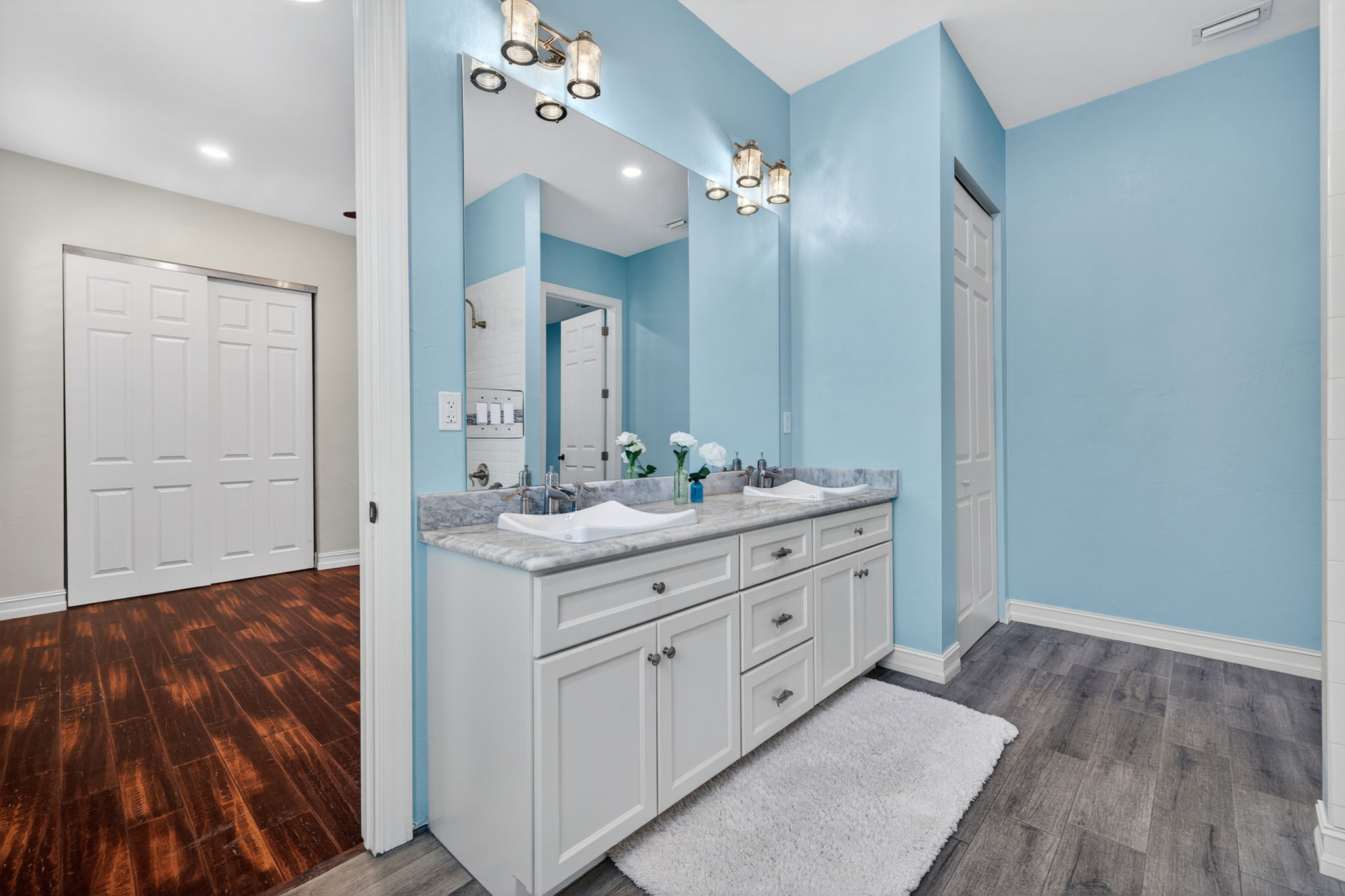 Jack & Jill Bathroom