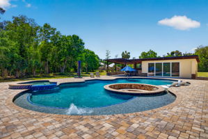 Resort Style Pool/ Spa/ Fire Pit/ Cabana