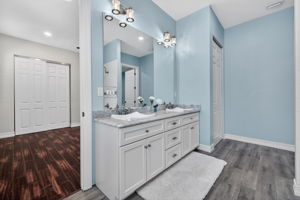 Jack & Jill Bathroom