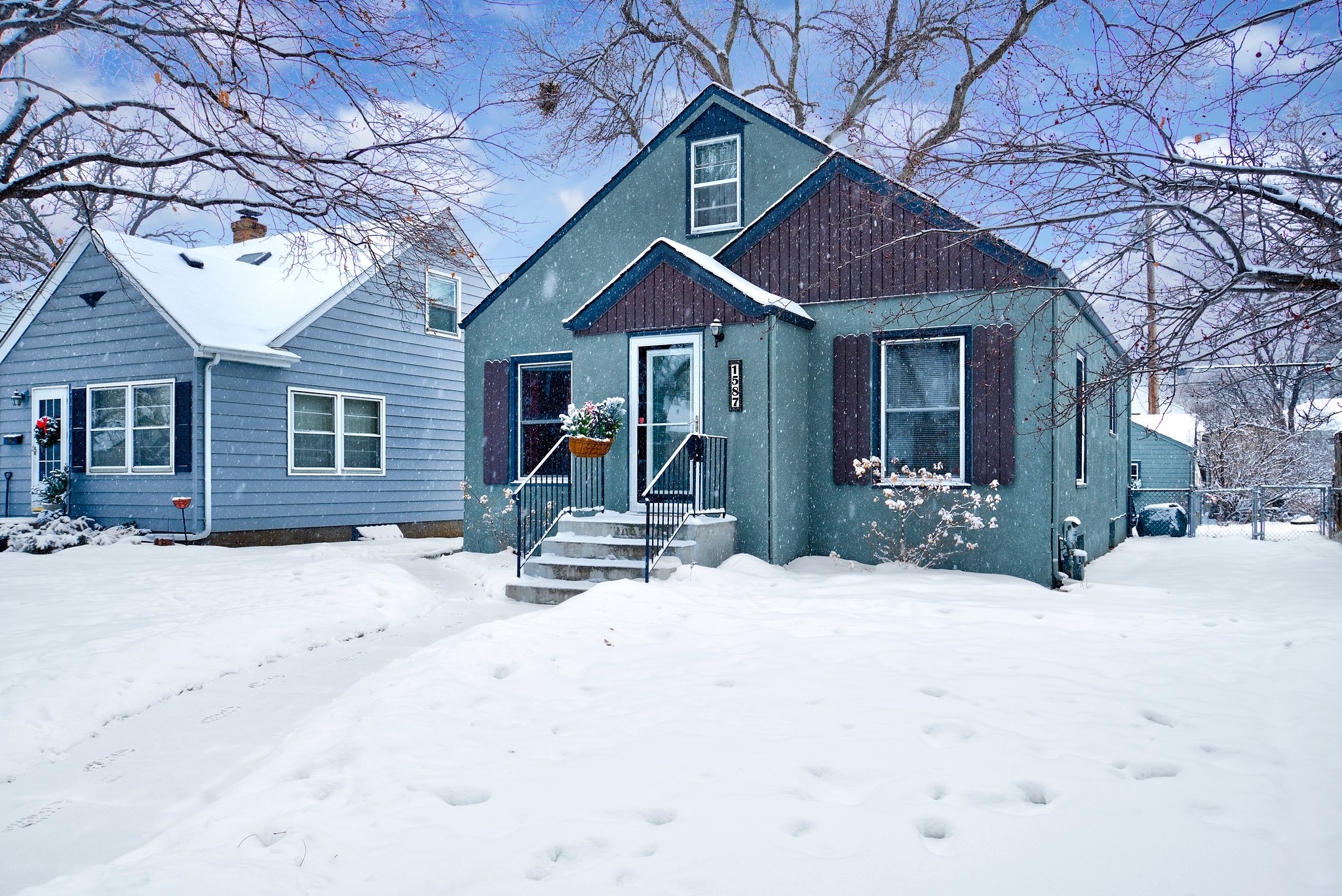 1587 W Race St, St Paul, MN 55102, US Photo 1