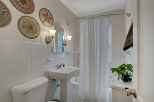 1587 W Race St, St Paul, MN 55102, US Photo 18