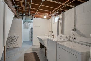 1587 W Race St, St Paul, MN 55102, US Photo 30