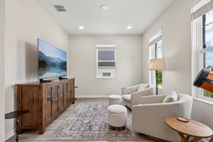 Tollington Aly-S1408-007.jpg