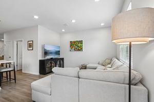 Tollington Aly-S1408-011.jpg