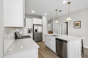 Tollington Aly-S1408-018.jpg