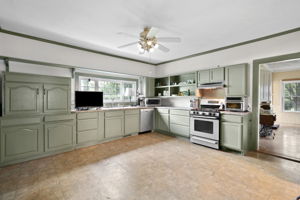  Photo 46