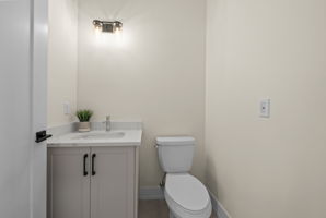  Photo 33