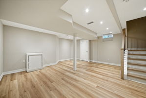  Photo 36