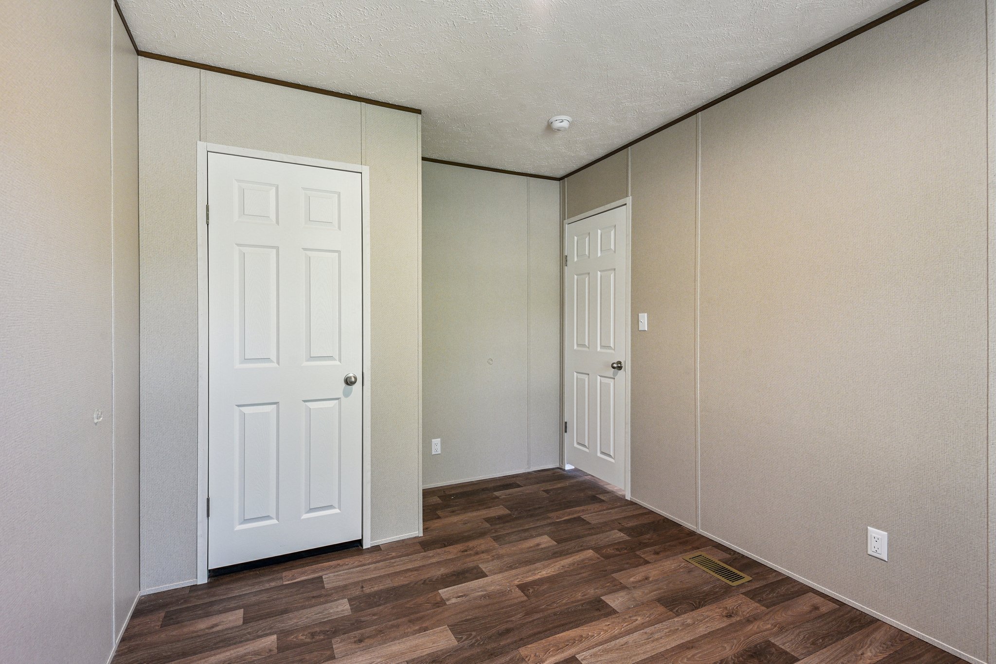 County Rd 2474-S1709-029.jpg