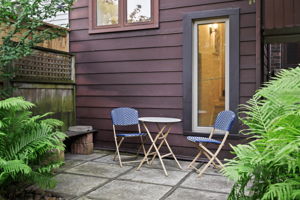  Photo 51
