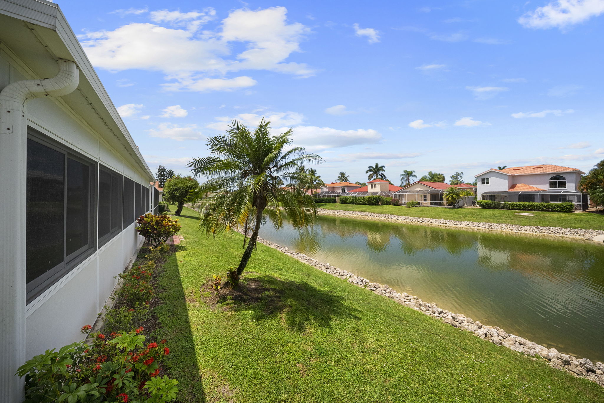  Photo 36