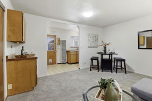 022_F8_159 Laurel Dr