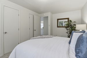 027_F8_159 Laurel Dr