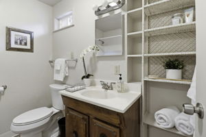 033_F8_159 Laurel Dr