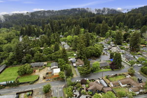 010_F8_AERIAL_159 Laurel Dr