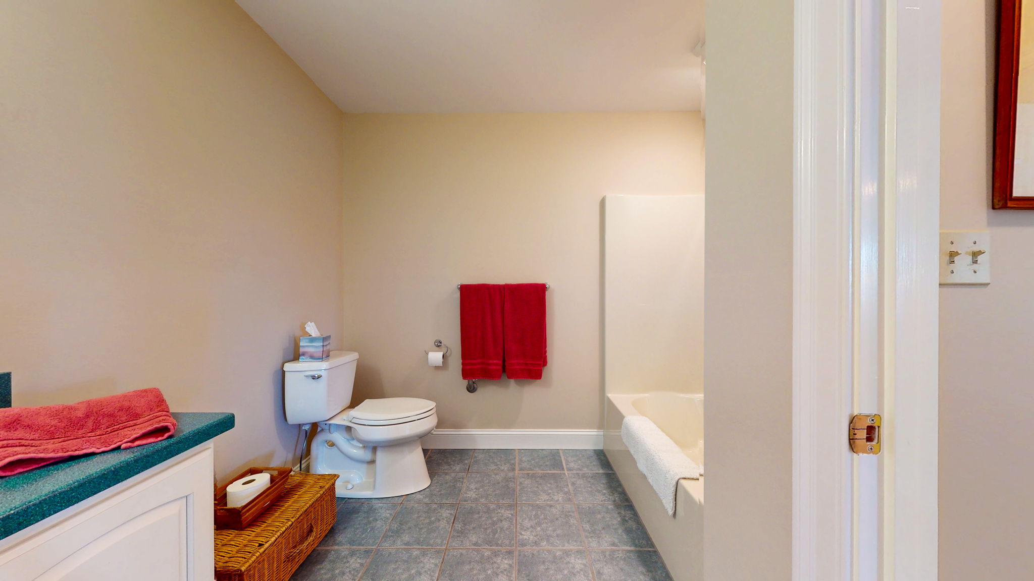 2nd bathroom