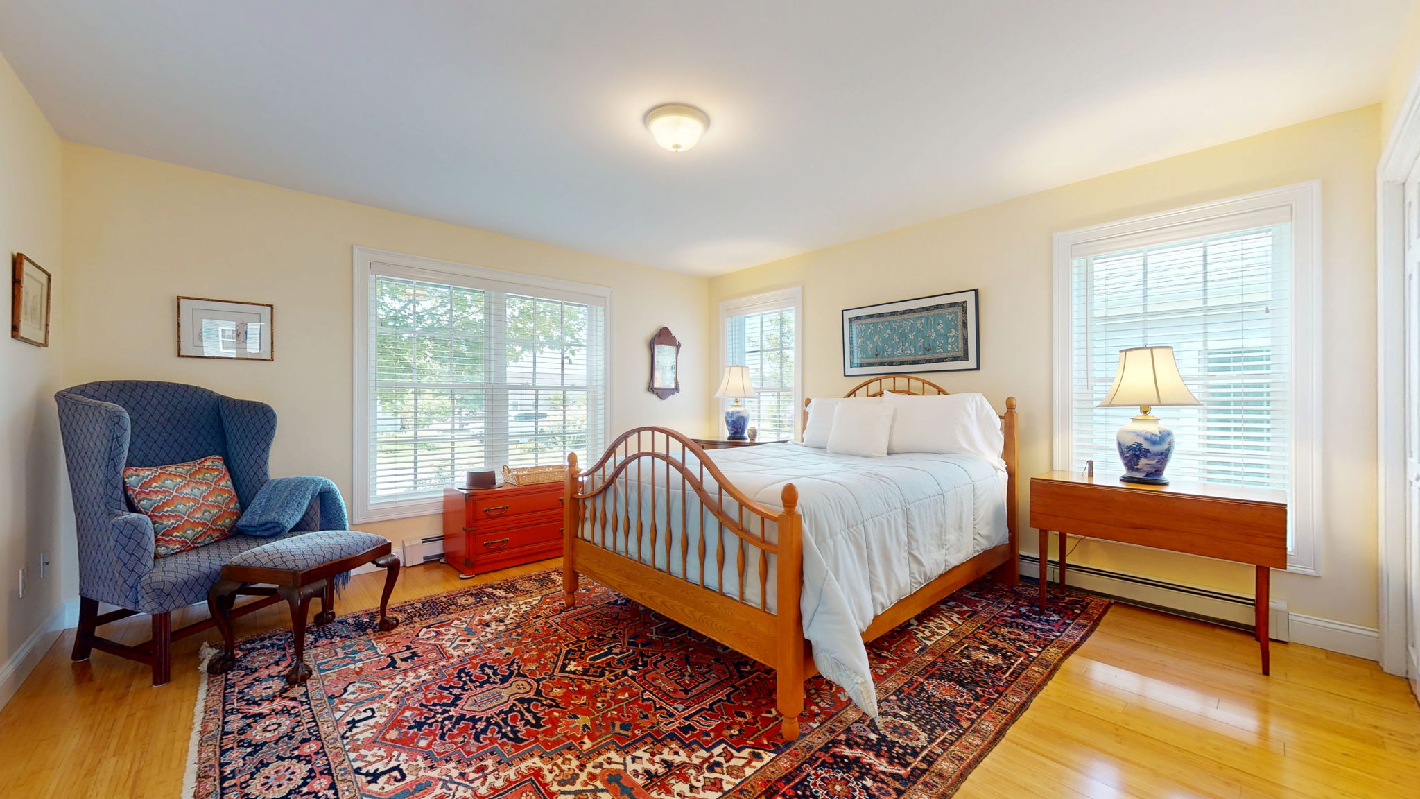 Primary bedroom, beautiful natural lighting