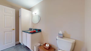 2nd bathroom