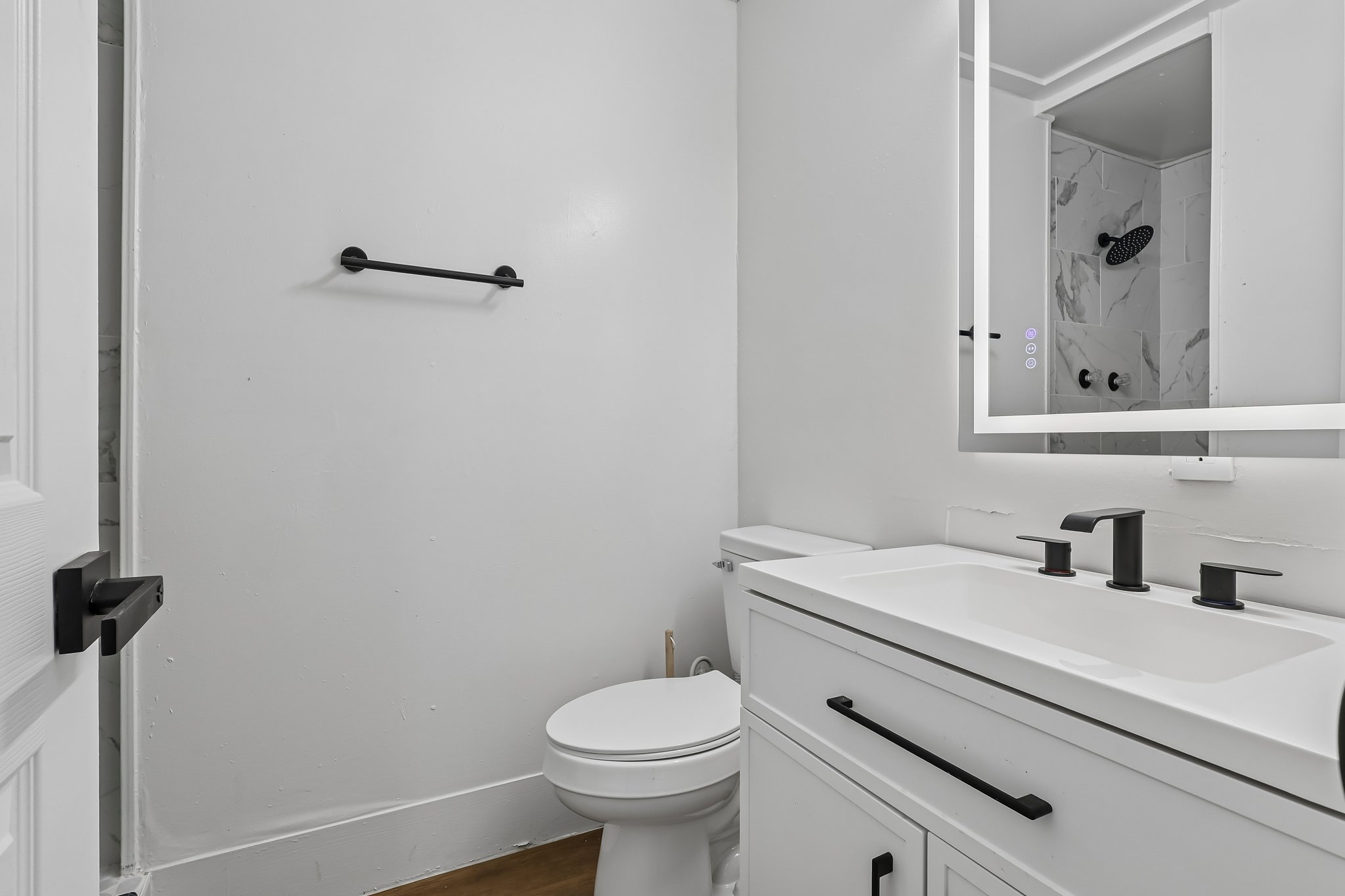 Oak Dr-S1807-013.jpg