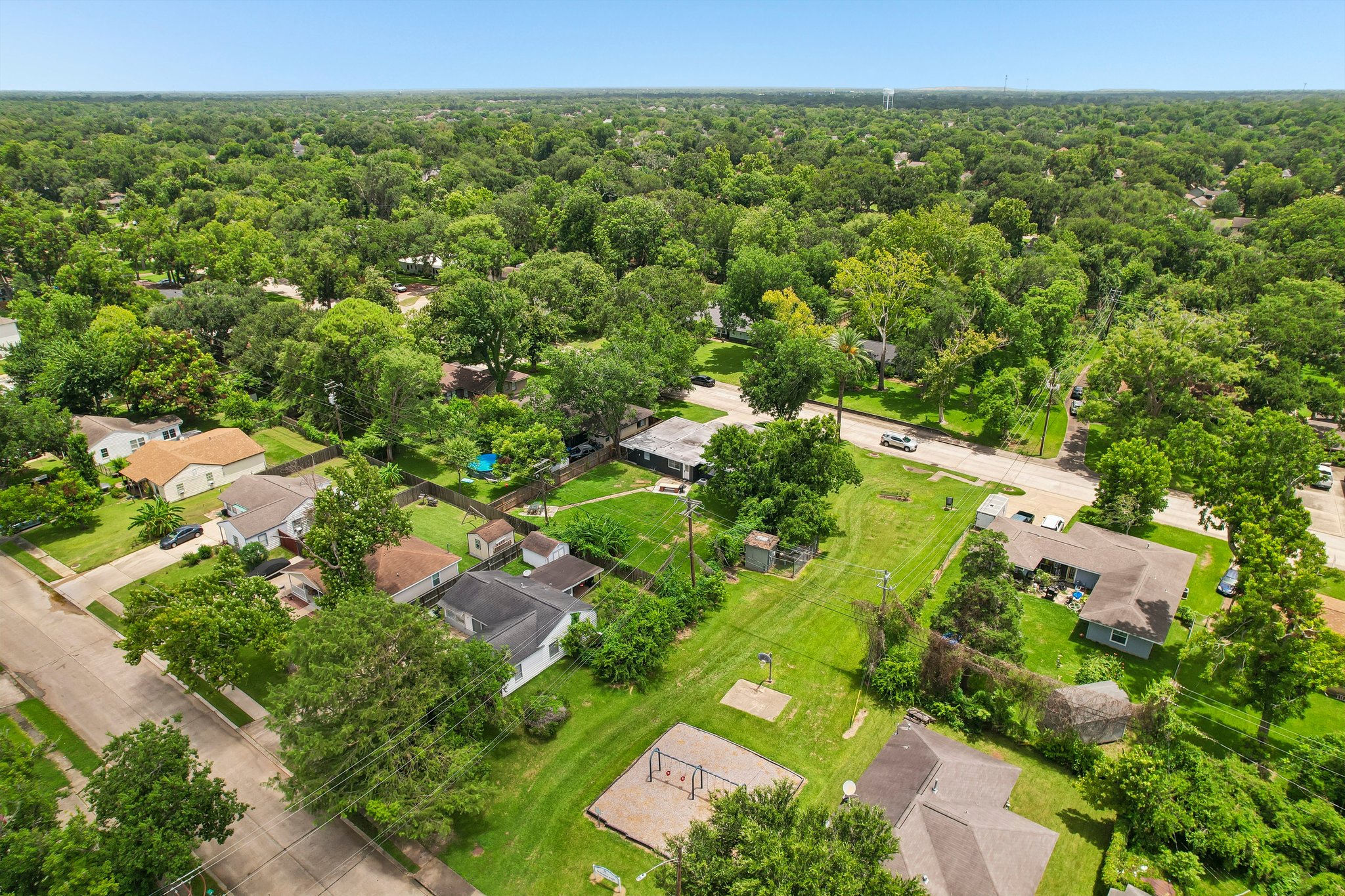 Oak Dr-S1807-039.jpg