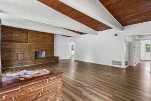 Oak Dr-S1807-004.jpg