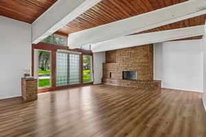 Oak Dr-S1807-005.jpg