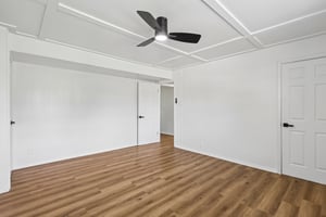 Oak Dr-S1807-018.jpg