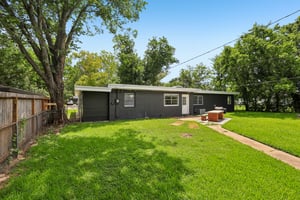 Oak Dr-S1807-025.jpg
