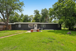 Oak Dr-S1807-026.jpg