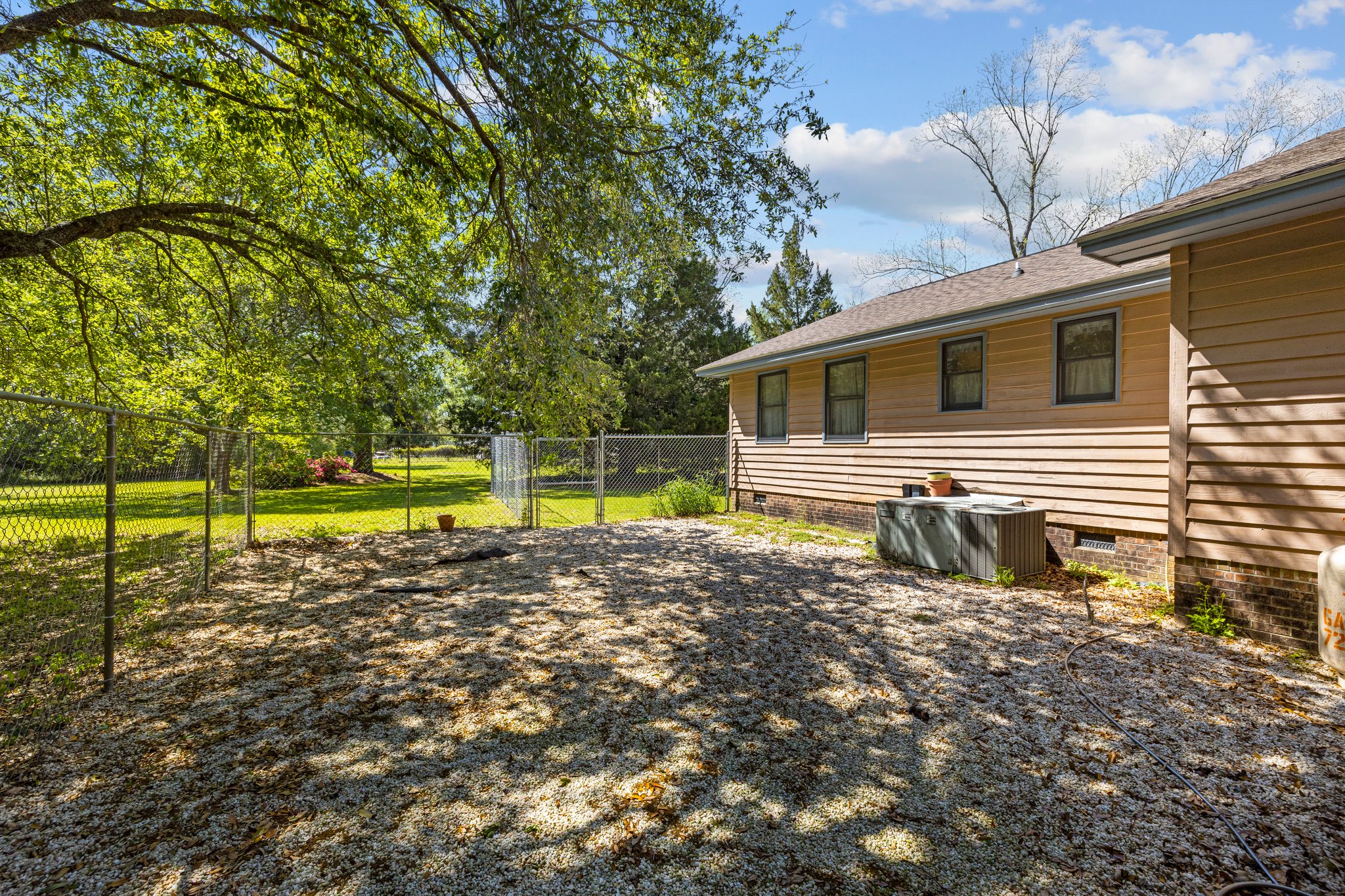 159 Old Mail Rd, Newport, NC 28570, USA Photo 14
