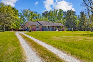 159 Old Mail Rd, Newport, NC 28570, USA Photo 10