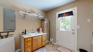 159 Old Mail Rd, Newport, NC 28570, USA Photo 47