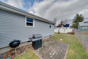  159 Overlook Ave, New Britain, CT 06053, US Photo 34