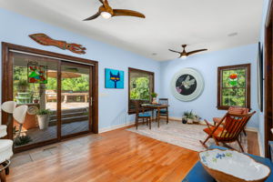 159-W-Oak-Knoll-Breakfast
