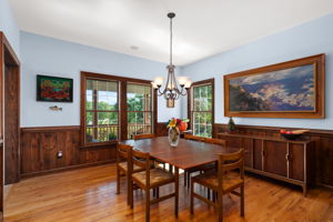 159-W-Oak-Knoll-Dining