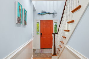 159-W-Oak-Knoll-Foyer