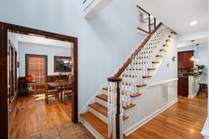 159-W-Oak-Knoll-Foyer-V2