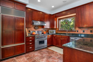 159-W-Oak-Knoll-Kitchen-V3