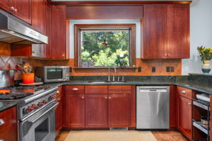 159-W-Oak-Knoll-Kitchen-V4