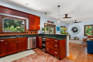 159-W-Oak-Knoll-Kitchen-V6