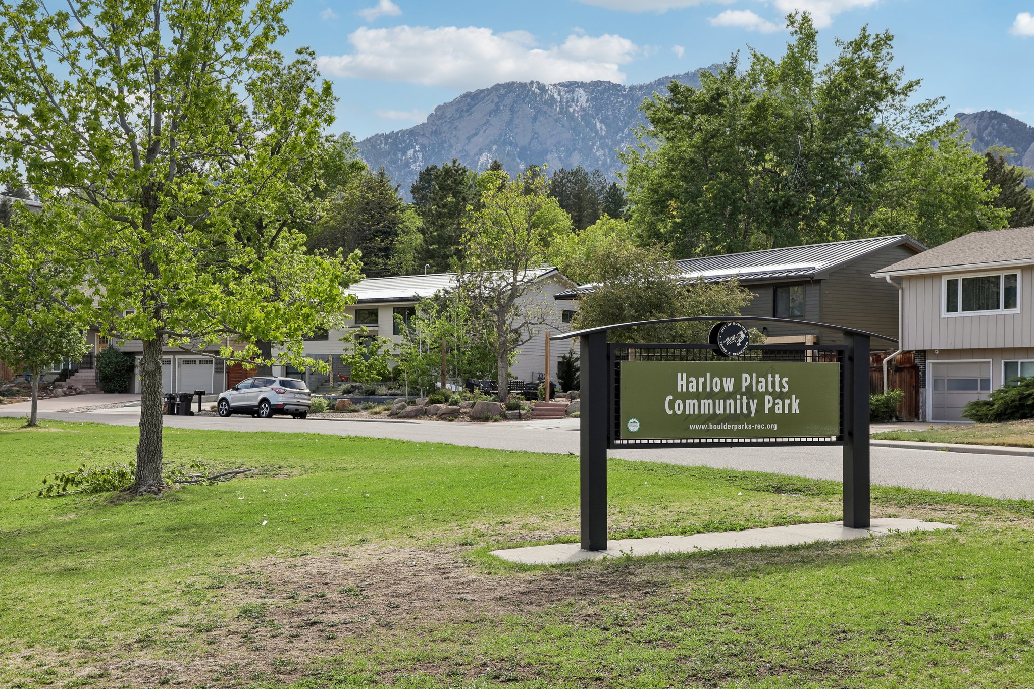 Findlay Way-0805-913.jpg