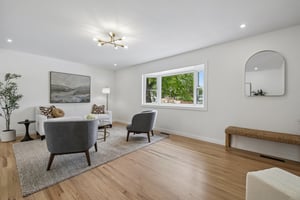 Findlay Way-S0805-011.jpg