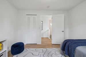 Findlay Way-S0805-032.jpg