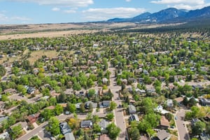 Findlay Way-S0805-064.jpg