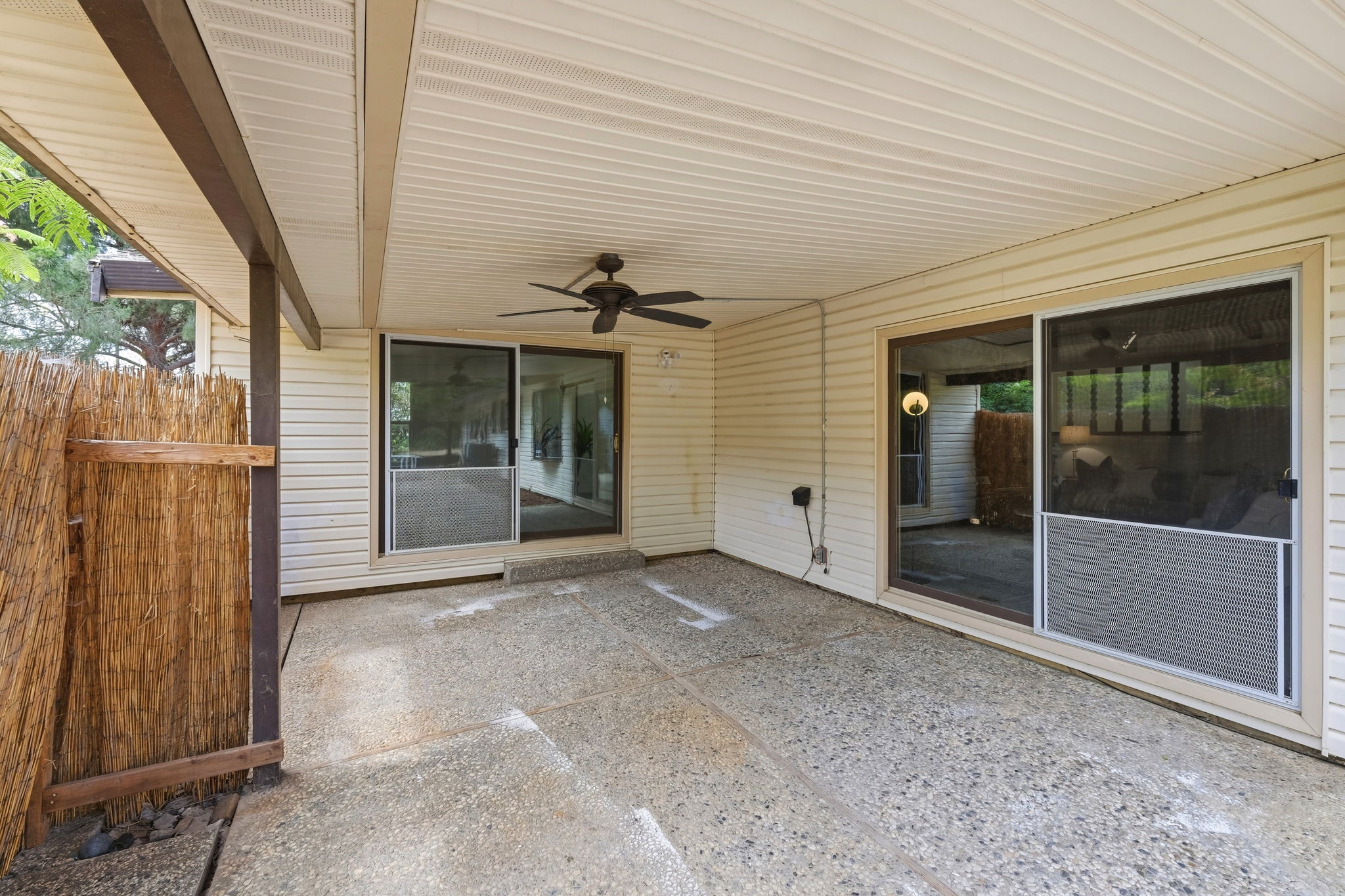 029_F8_1590 Sunset Rd